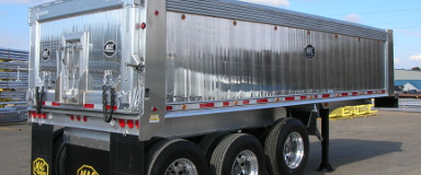 Polissage de remorque de camion lourd - Polissage de trailer