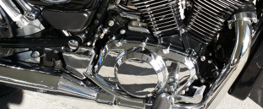 Polissage de système d'échappement de moto à Laval
